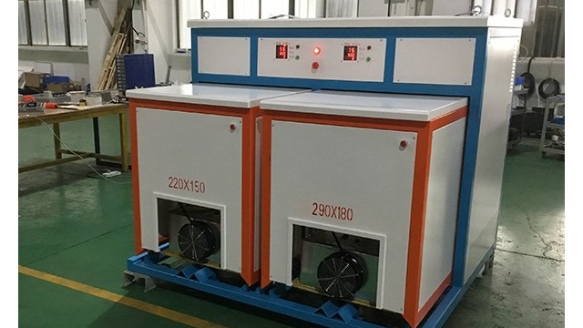 同行都在用华人策略研究论坛鑫的快速模具加热炉，您还在犹豫？